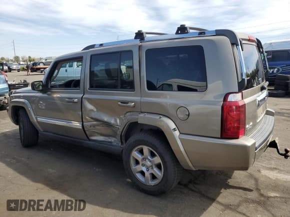 ✅ 2006 Jeep Commander Limited • VIN: 1J8HG58236C139928 • Lot: 71456154. Wystawiony na Copart z przebiegiem 197 697 mil. Bezpłatny archiwum sprzedaży aukcyjnych z USA i szczegółowy raport historii pojazdu na DreamBid. Zdjęcie 2.