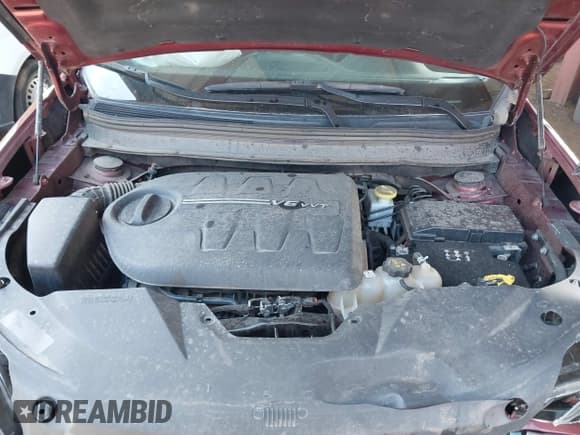 ✅ 2019 Jeep Cherokee Latitude • VIN: 1C4PJLCX6KD221281 • Lot: 43009415. Wystawiony na IAAI z przebiegiem 69 609 mil. Bezpłatny archiwum sprzedaży aukcyjnych z USA i szczegółowy raport historii pojazdu na DreamBid. Zdjęcie 10.