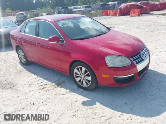 ✅ 2008 Volkswagen Jetta SE • VIN: 3VWRZ71K28M005034 • Lot: 42615440. Wystawiony na IAAI z przebiegiem 147 620 mil. Bezpłatny archiwum sprzedaży aukcyjnych z USA i szczegółowy raport historii pojazdu na DreamBid. Zdjęcie 1.