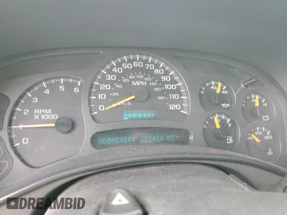 ✅ 2004 Chevrolet Silverado 1500 LS • VIN: 1GCEC19T34Z309155 • Лот: 79475764. Опубликован ранее на Copart с пробегом 293 424 миль. Бесплатный доступ к архиву аукционных продаж из США и подробный отчёт об истории автомобиля на DreamBid. Изображение 9.