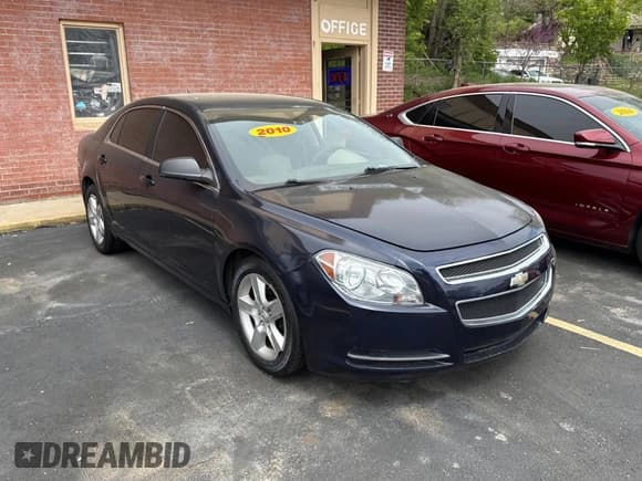 ✅ 2010 Chevrolet Malibu 1LS • VIN: 1G1ZB5EB6AF196056 • Lot: 53687215. Listed on Copart with 130,835 mi. Free auction sales archive from the USA and detailed vehicle history report at DreamBid. Image 1.