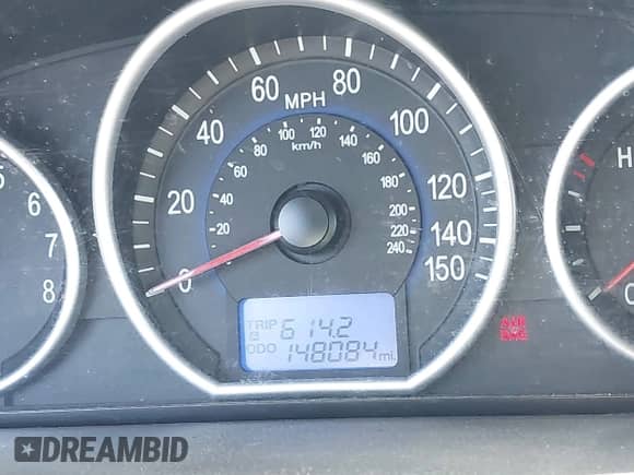 2012 Hyundai Veracruz Limited z VIN KM8NU4CC9CU186976, wystawiony jako IAAI lot #42337951 z przebiegiem 148 084 mil mil oraz . Historia ofert i sprzedaży dostępna na DreamBid. Obrazek 15.