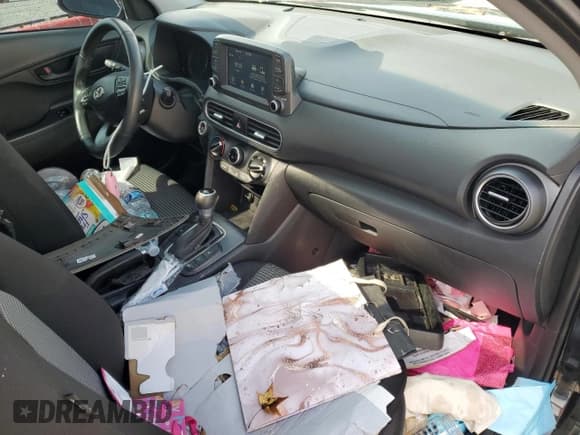 ✅ 2018 Hyundai Kona SEL • VIN: KM8K62AA4JU163380 • Лот: 67961713. Опубликован ранее на Copart с пробегом 62 720 миль. Бесплатный доступ к архиву аукционных продаж из США и подробный отчёт об истории автомобиля на DreamBid. Изображение 8.