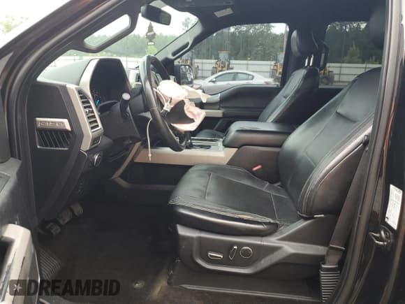 ✅ 2015 Ford F-150 Lariat • VIN: 1FTEW1EF3FFA31966 • Lot: 67223005. Listed on Copart with 209,653 mi. Free auction sales archive from the USA and detailed vehicle history report at DreamBid. Image 7.