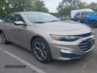✅ 2024 Chevrolet Malibu LT • VIN: 1G1ZD5ST0RF206275 • Lot: 43297229. Wystawiony na IAAI z przebiegiem 28 657 mil. Bezpłatny archiwum sprzedaży aukcyjnych z USA i szczegółowy raport historii pojazdu na DreamBid. Zdjęcie 1.