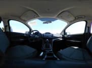 ✅ 2017 Ford C-Max SE • VIN: 1FADP5EU4HL108403 • Lot: 42443426. Wystawiony na IAAI z przebiegiem 52 832 mil. Bezpłatny archiwum sprzedaży aukcyjnych z USA i szczegółowy raport historii pojazdu na DreamBid. Zdjęcie 18.