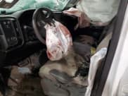 ✅ 2017 Chevrolet Silverado 2500HD Work Truck • VIN: 1GC1KUEY5HF110331 • Lot: 44001645. Wystawiony na Copart z przebiegiem Nie podano. Bezpłatny archiwum sprzedaży aukcyjnych z USA i szczegółowy raport historii pojazdu na DreamBid. Zdjęcie 7.