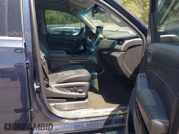 ✅ 2017 Chevrolet Tahoe LT • VIN: 1GNSKBKC2HR201239 • Lot: 42780374. Listed on IAAI with 106,690 mi. Free auction sales archive from the USA and detailed vehicle history report at DreamBid. Image 5.