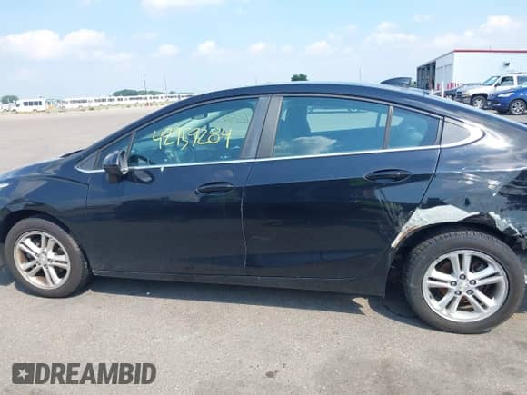 2016 Chevrolet Cruze LT с VIN 1G1BE5SM7G7284969, выставлен на аукционе IAAI как лот 42959284 с пробегом 149 891 миль миль и . История ставок и продаж доступна на DreamBid. Изображение 14.