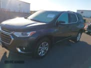 ✅ 2019 Chevrolet Traverse LT • VIN: 1GNEVHKW5KJ219001 • Lot: 43404036. Wystawiony na IAAI z przebiegiem 77 211 mil. Bezpłatny archiwum sprzedaży aukcyjnych z USA i szczegółowy raport historii pojazdu na DreamBid. Zdjęcie 18.