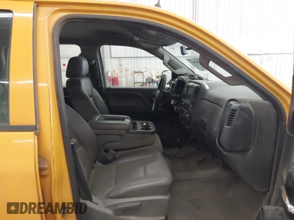 ✅ 2018 Chevrolet Silverado 2500HD Work Truck • VIN: 1GC1KUEG0JF173852 • Lot: 42516951. Listed on IAAI with 56,095 mi. Free auction sales archive from the USA and detailed vehicle history report at DreamBid. Image 5.