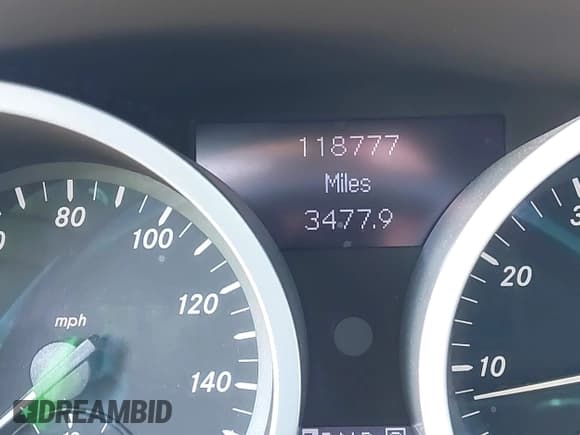 ✅ 2008 Mercedes-Benz SLK 350 • VIN: WDBWK56F78F177603 • Лот: 42899520. Опубликован ранее на IAAI с пробегом 118 777 миль. Бесплатный доступ к архиву аукционных продаж из США и подробный отчёт об истории автомобиля на DreamBid. Изображение 16.