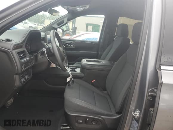 ✅ 2021 Chevrolet Tahoe Commercial • VIN: 1GNSKLED8MR319736 • Lot: 85485205. Listed on Copart with 17,675 mi. Free auction sales archive from the USA and detailed vehicle history report at DreamBid. Image 7.