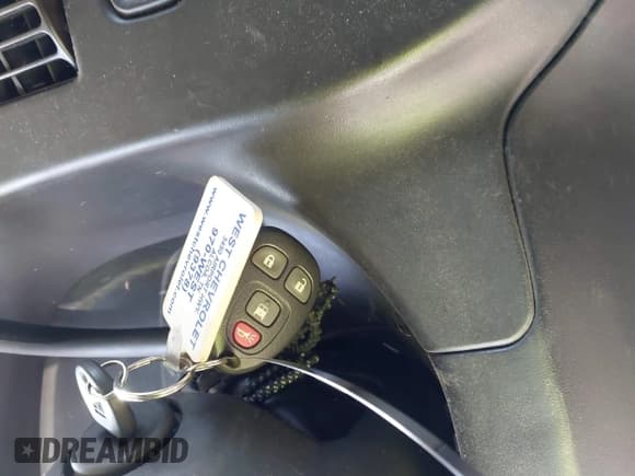 ✅ 2019 Chevrolet Express Cargo • VIN: 1GCWGAFG3K1216616 • Lot: 42992485. Wystawiony na IAAI z przebiegiem 116 996 mil. Bezpłatny archiwum sprzedaży aukcyjnych z USA i szczegółowy raport historii pojazdu na DreamBid. Zdjęcie 11.