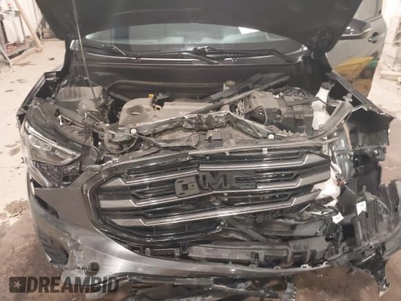 ✅ 2020 GMC Terrain SLE • VIN: 3GKALTEV3LL157938 • Lot: 43479788. Wystawiony na IAAI z przebiegiem 22 951 mil. Bezpłatny archiwum sprzedaży aukcyjnych z USA i szczegółowy raport historii pojazdu na DreamBid. Zdjęcie 10.