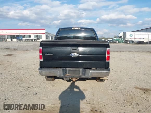 ✅ 2011 Ford F-150 Lariat • VIN: 1FTFW1CTXBFC93636 • Лот: 43782161. Опубликован ранее на IAAI с пробегом 196 585 миль. Бесплатный доступ к архиву аукционных продаж из США и подробный отчёт об истории автомобиля на DreamBid. Изображение 17.