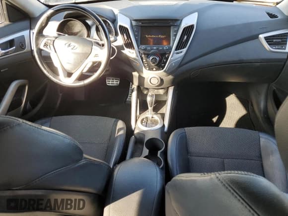 ✅ 2015 Hyundai Veloster RE:FLEX • VIN: KMHTC6AD7FU238210 • Lot: 88150975. Wystawiony na Copart z przebiegiem 102 715 mil. Bezpłatny archiwum sprzedaży aukcyjnych z USA i szczegółowy raport historii pojazdu na DreamBid. Zdjęcie 8.