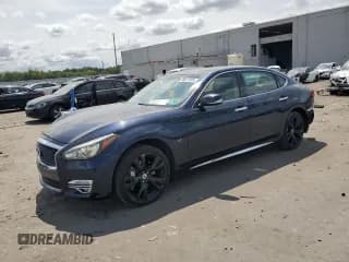 ✅ 2015 Infiniti Q70 • VIN: JN1BY1PR4FM830805 • Lot: 68014005. Wystawiony na Copart z przebiegiem 95 922 mil. Bezpłatny archiwum sprzedaży aukcyjnych z USA i szczegółowy raport historii pojazdu na DreamBid. Zdjęcie 1.