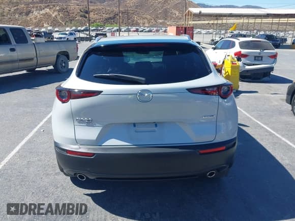 ✅ 2025 Mazda CX-30 S Select Sport • VIN: 3MVDMBBM2SM785461 • Лот: 42825592. Опубликован ранее на IAAI с пробегом 16 108 миль. Бесплатный доступ к архиву аукционных продаж из США и подробный отчёт об истории автомобиля на DreamBid. Изображение 16.