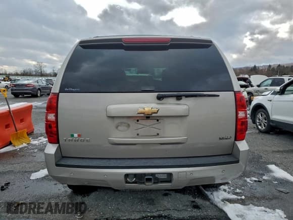 ✅ 2007 Chevrolet Tahoe LT • VIN: 1GNFK130X7J390607 • Lot: 95384825. Wystawiony na Copart z przebiegiem 196 955 mil. Bezpłatny archiwum sprzedaży aukcyjnych z USA i szczegółowy raport historii pojazdu na DreamBid. Zdjęcie 6.