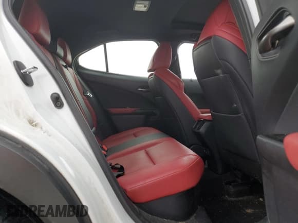 ✅ 2021 Lexus UX 250h F Sport • VIN: JTHR9JBHXM2039208 • Lot: 86689314. Wystawiony na Copart z przebiegiem Nie podano. Bezpłatny archiwum sprzedaży aukcyjnych z USA i szczegółowy raport historii pojazdu na DreamBid. Zdjęcie 10.