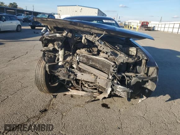 ✅ 2010 Dodge Challenger SE • VIN: 2B3CJ4DV1AH283627 • Lot: 87281084. Wystawiony na Copart z przebiegiem 131 258 mil. Bezpłatny archiwum sprzedaży aukcyjnych z USA i szczegółowy raport historii pojazdu na DreamBid. Zdjęcie 5.