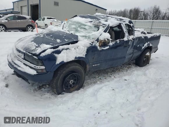 ✅ 2002 Chevrolet S-10 LS • VIN: 1GCDT19W928159609 • Лот: 85520884. Опубликован ранее на Copart с пробегом Не указан. Бесплатный доступ к архиву аукционных продаж из США и подробный отчёт об истории автомобиля на DreamBid. Изображение 1.