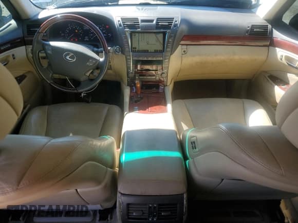 ✅ 2008 Lexus LS 460 • VIN: JTHBL46FX85063171 • Lot: 92403125. Listed on Copart with 138,225 mi. Free auction sales archive from the USA and detailed vehicle history report at DreamBid. Image 8.