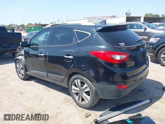 ✅ 2015 Hyundai Tucson SE • VIN: KM8JU3AG6FU117715 • Lot: 43180706. Listed on IAAI with 121,250 mi. Free auction sales archive from the USA and detailed vehicle history report at DreamBid. Image 3.