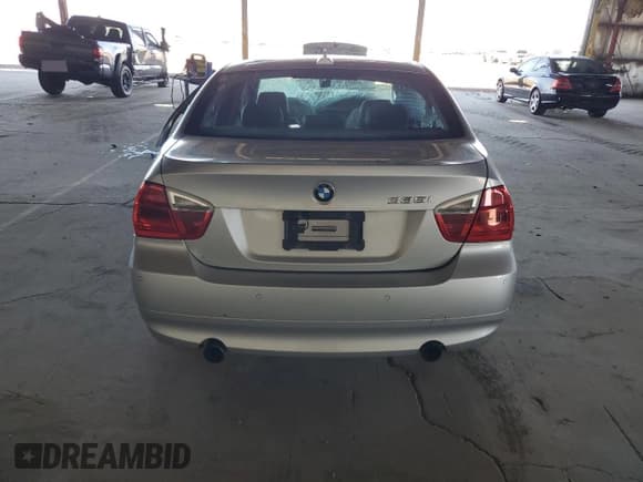 ✅ 2007 BMW 3 Series 335i • VIN: WBAVB73517KY61358 • Лот: 56969365. Опубликован ранее на Copart с пробегом Не указан. Бесплатный доступ к архиву аукционных продаж из США и подробный отчёт об истории автомобиля на DreamBid. Изображение 6.