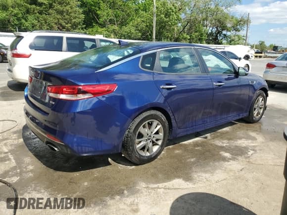 ✅ 2018 Kia Optima LX • VIN: 5XXGT4L17JG214341 • Лот: 57478795. Опубликован ранее на Copart с пробегом 84 603 миль. Бесплатный доступ к архиву аукционных продаж из США и подробный отчёт об истории автомобиля на DreamBid. Изображение 3.