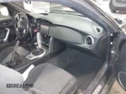 ✅ 2017 Toyota 86 • VIN: JF1ZNAA15H9703306 • Лот: 41222900. Опубликован ранее на IAAI с пробегом 63 301 миль. Бесплатный доступ к архиву аукционных продаж из США и подробный отчёт об истории автомобиля на DreamBid. Изображение 5.