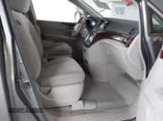 ✅ 2015 Nissan Quest SV • VIN: JN8AE2KP5F9130604 • Лот: 42450583. Опубликован ранее на IAAI с пробегом 206 904 миль. Бесплатный доступ к архиву аукционных продаж из США и подробный отчёт об истории автомобиля на DreamBid. Изображение 5.