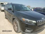 ✅ 2019 Jeep Cherokee Latitude • VIN: 1C4PJLCB7KD172368 • Lot: 80292465. Wystawiony na Copart z przebiegiem 148 126 mil. Bezpłatny archiwum sprzedaży aukcyjnych z USA i szczegółowy raport historii pojazdu na DreamBid. Zdjęcie 14.