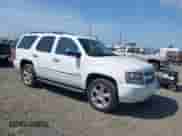 2011 Chevrolet Tahoe LTZ с VIN 1GNSKCE09BR218652, выставлен на аукционе IAAI как лот 42465658 с пробегом 199 643 миль миль и . История ставок и продаж доступна на DreamBid. Изображение 1.