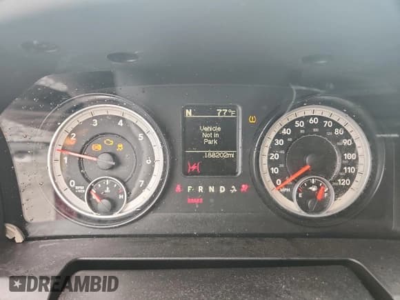 ✅ 2014 Ram 1500 Express • VIN: 3C6JR6AG1EG310192 • Лот: 62644425. Опубликован ранее на Copart с пробегом 188 202 миль. Бесплатный доступ к архиву аукционных продаж из США и подробный отчёт об истории автомобиля на DreamBid. Изображение 9.