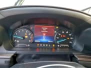 ✅ 2022 Ford Explorer Limited • VIN: 1FMSK7FH5NGA30355 • Lot: 92531105. Wystawiony na Copart z przebiegiem 54 812 mil. Bezpłatny archiwum sprzedaży aukcyjnych z USA i szczegółowy raport historii pojazdu na DreamBid. Zdjęcie 9.