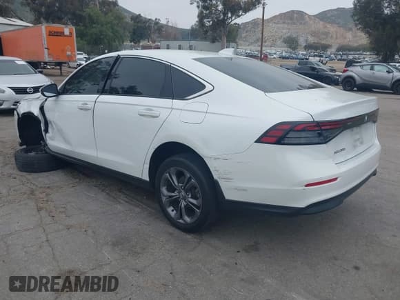 ✅ 2023 Honda Accord EX • VIN: 1HGCY1F36PA042417 • Лот: 41893844. Опубликован ранее на IAAI с пробегом 41 189 миль. Бесплатный доступ к архиву аукционных продаж из США и подробный отчёт об истории автомобиля на DreamBid. Изображение 3.