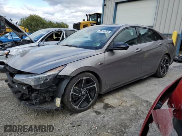 ✅ 2022 Hyundai Elantra N Line • VIN: KMHLR4AF9NU341177 • Лот: 87230065. Опубликован ранее на Copart с пробегом 76 654 миль. Бесплатный доступ к архиву аукционных продаж из США и подробный отчёт об истории автомобиля на DreamBid. Изображение 1.