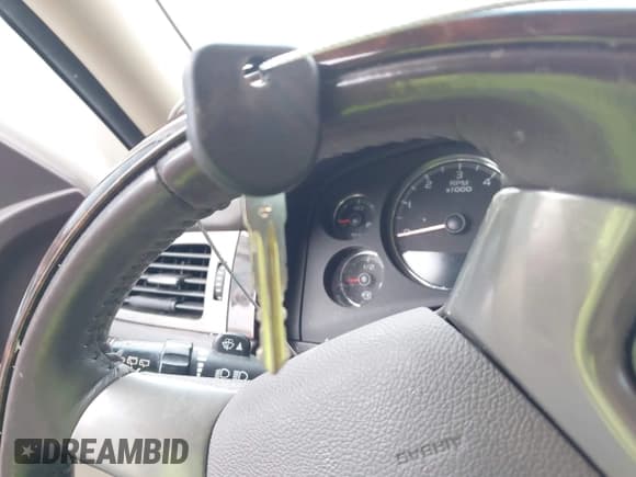 ✅ 2013 GMC Yukon Denali • VIN: 1GKS1EEF0DR319775 • Лот: 43664458. Опубликован ранее на IAAI с пробегом 180 640 миль. Бесплатный доступ к архиву аукционных продаж из США и подробный отчёт об истории автомобиля на DreamBid. Изображение 11.