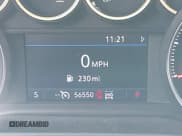 ✅ 2021 Chevrolet Silverado 1500 RST • VIN: 1GCUYEED6MZ305068 • Lot: 43660539. Wystawiony na IAAI z przebiegiem 56 550 mil. Bezpłatny archiwum sprzedaży aukcyjnych z USA i szczegółowy raport historii pojazdu na DreamBid. Zdjęcie 15.