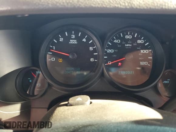 ✅ 2008 Chevrolet Silverado 1500 LS • VIN: 2GCEK13C581129766 • Lot: 67747704. Listed on Copart with 304,753 mi. Free auction sales archive from the USA and detailed vehicle history report at DreamBid. Image 9.