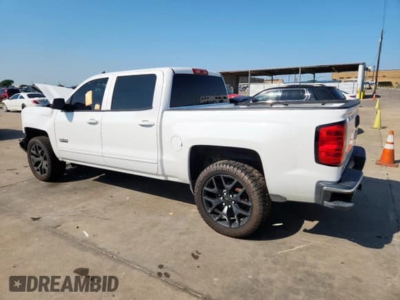 ✅ 2015 Chevrolet Silverado 1500 LT • VIN: 3GCPCREC7FG108620 • Lot: 71846145. Listed on Copart with 133,434 mi. Free auction sales archive from the USA and detailed vehicle history report at DreamBid. Image 2.