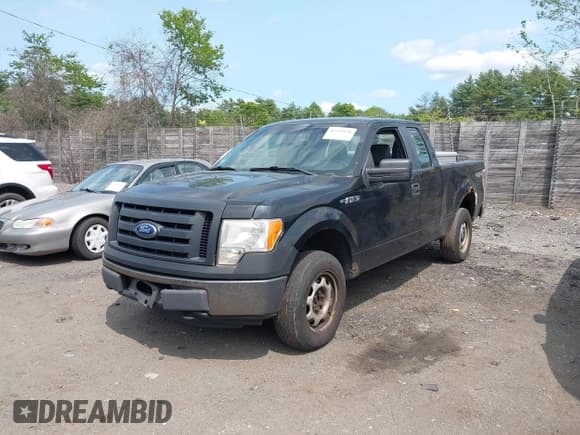 ✅ 2011 Ford F-150 XL • VIN: 1FTFX1EF7BFA67767 • Lot: 42399898. Wystawiony na IAAI z przebiegiem 255 994 mil. Bezpłatny archiwum sprzedaży aukcyjnych z USA i szczegółowy raport historii pojazdu na DreamBid. Zdjęcie 17.