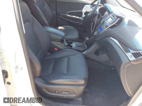 ✅ 2014 Hyundai Santa Fe GLS • VIN: KM8SN4HF5EU072835 • Лот: 43180919. Опубликован ранее на IAAI с пробегом 193 438 миль. Бесплатный доступ к архиву аукционных продаж из США и подробный отчёт об истории автомобиля на DreamBid. Изображение 5.