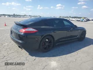 ✅ 2012 Porsche Panamera Turbo • VIN: WP0AC2A78CL090181 • Lot: 85277905. Wystawiony na Copart z przebiegiem 156 481 mil. Bezpłatny archiwum sprzedaży aukcyjnych z USA i szczegółowy raport historii pojazdu na DreamBid. Zdjęcie 3.