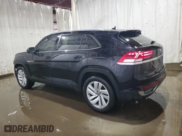 ✅ 2021 Volkswagen Atlas SE • VIN: 1V2KC2CA9MC211863 • Lot: 43328075. Listed on Copart with 38,930 mi. Free auction sales archive from the USA and detailed vehicle history report at DreamBid. Image 2.