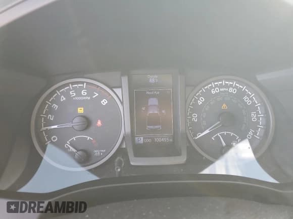 ✅ 2017 Toyota Tacoma SR5 • VIN: 3TMCZ5AN6HM102745 • Lot: 81826085. Wystawiony na Copart z przebiegiem 100 495 mil. Bezpłatny archiwum sprzedaży aukcyjnych z USA i szczegółowy raport historii pojazdu na DreamBid. Zdjęcie 9.