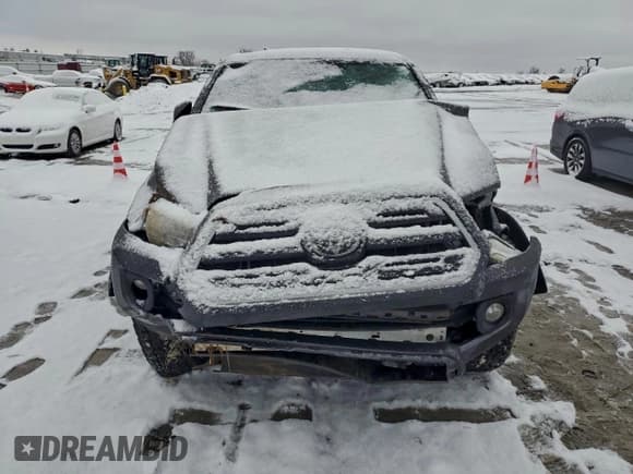 ✅ 2018 Toyota Tacoma TRD Sport • VIN: 5TFAZ5CN9JX070720 • Lot: 94886935. Listed on Copart with 122,692 mi. Free auction sales archive from the USA and detailed vehicle history report at DreamBid. Image 5.