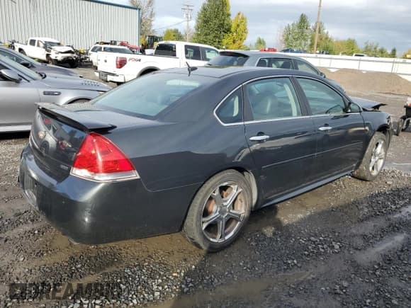 ✅ 2016 Chevrolet Impala LTZ • VIN: 2G1WC5E38G1180739 • Лот: 85198835. Опубликован ранее на Copart с пробегом 125 642 миль. Бесплатный доступ к архиву аукционных продаж из США и подробный отчёт об истории автомобиля на DreamBid. Изображение 3.